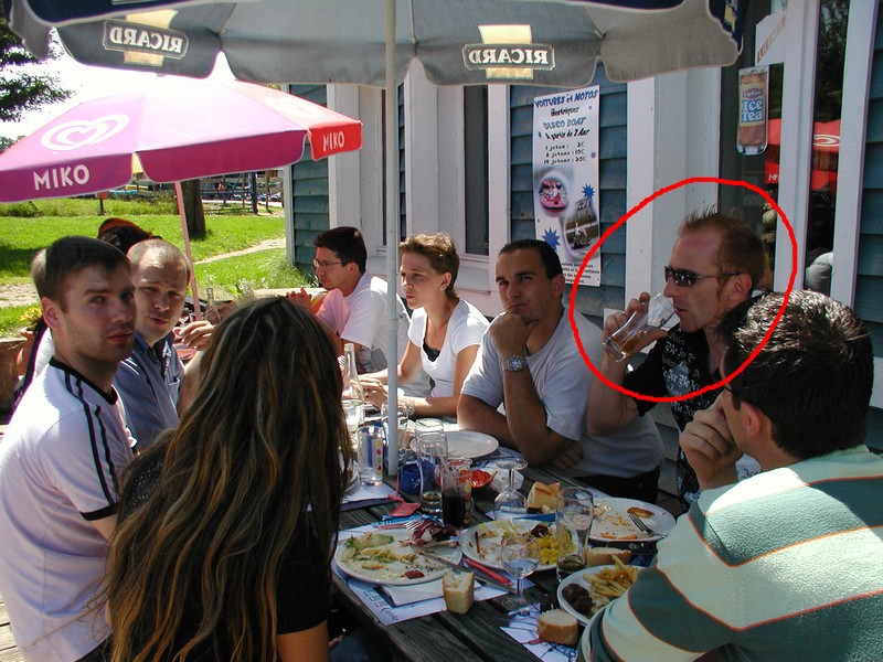 Un alcoolique qu'on avait recueilli ce jour là (lol)
