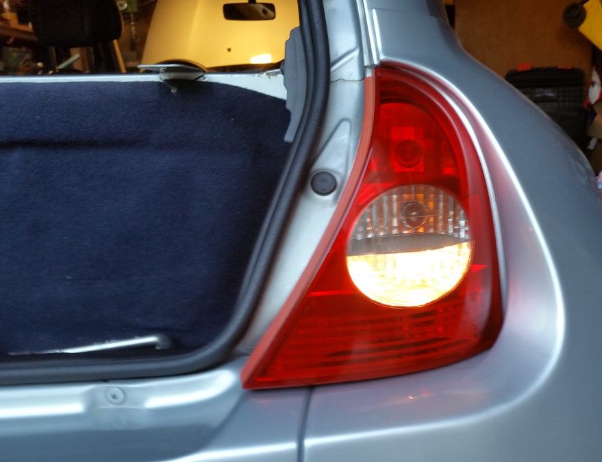 Feux marche arrière ok.jpg