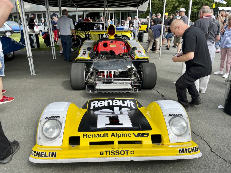 Alpine A442b