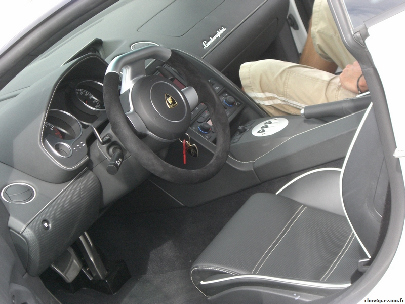 cliov6passiondreux025.jpg